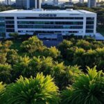 Edifício da Caesb em Brasília, representando divulgação de resultado provisório de concurso para cargos de nível médio.