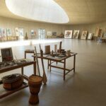 Centro cultural em Brasília com materiais para oficinas gratuitas de formação cultural.