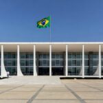 Edifício do STF em Brasília, representando decisão judicial sobre negação de mensagens de Vorcaro por Alexandre de Moraes.