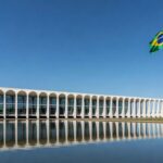 Palácio Itamaraty em Brasília, sede do Ministério das Relações Exteriores, representando alerta sobre ingerência em encontro político.