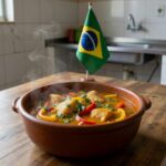 Prato de moqueca de peixe servido em restaurante comunitário do DF na Sexta-feira da Paixão.
