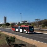 Ônibus vazio em terminal de Brasília sobre tarifa zero estudantil