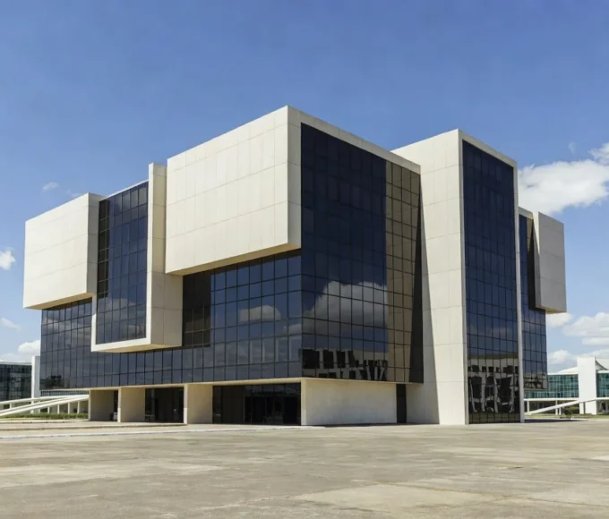 Reunião sobre socorro de R$ 6,6 bilhões ao BRB em Brasília